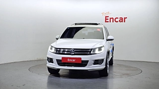 VOLKSWAGEN TIGUAN 2016