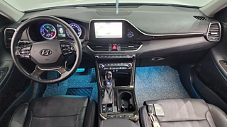 HYUNDAI GRANDEUR IG HYBRID 2018