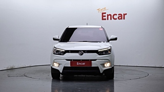 SSANGYONG TIVOLI 2015