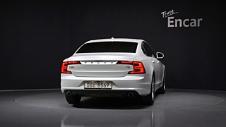 VOLVO S90 2017