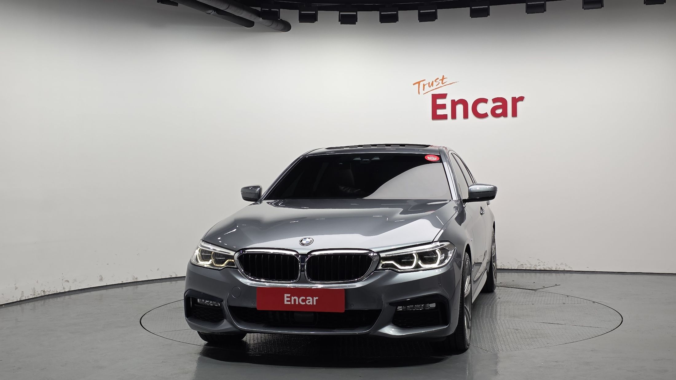 BMW 5-SERIES G30 2018