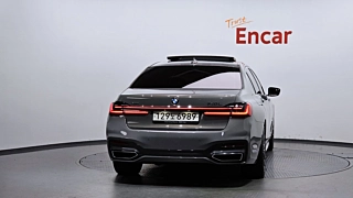 BMW 7-SERIES G11 2021