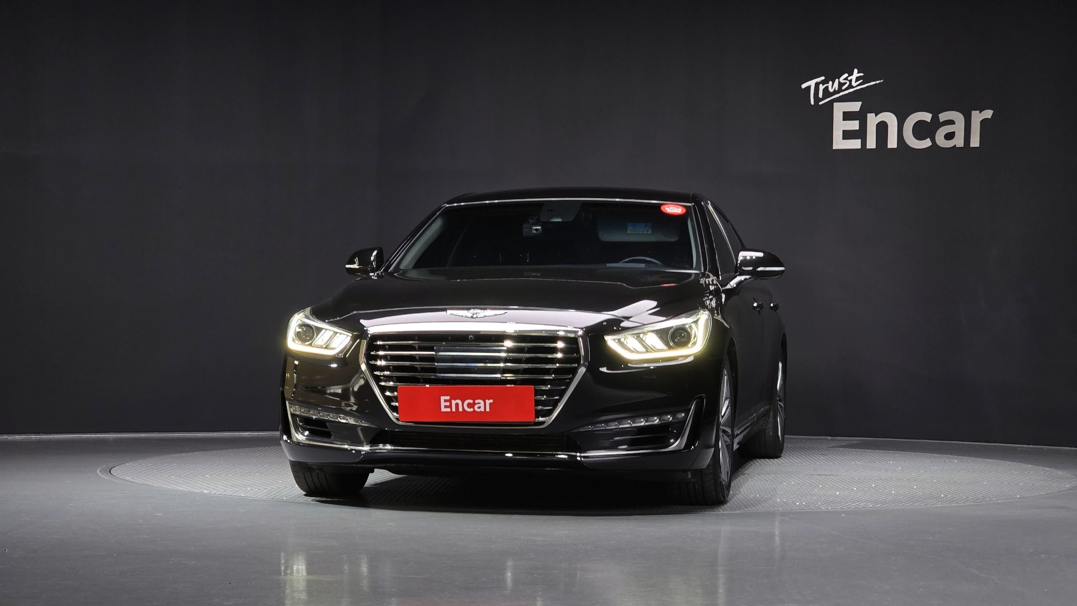 GENESIS EQ900 2017