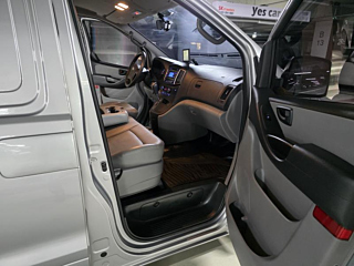 HYUNDAI STAREX GRAND 2016