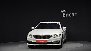 BMW 5-SERIES G30 2019