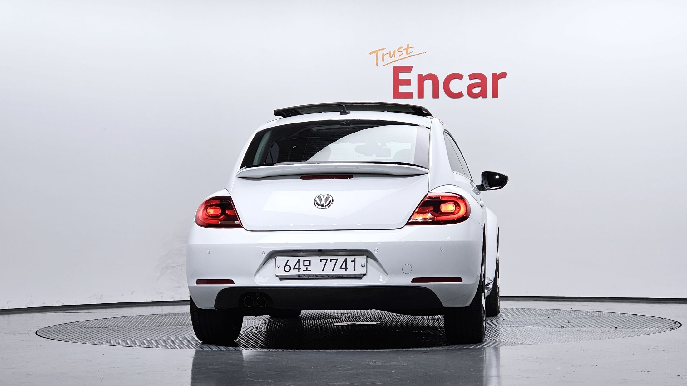 VOLKSWAGEN BEATLE 2015