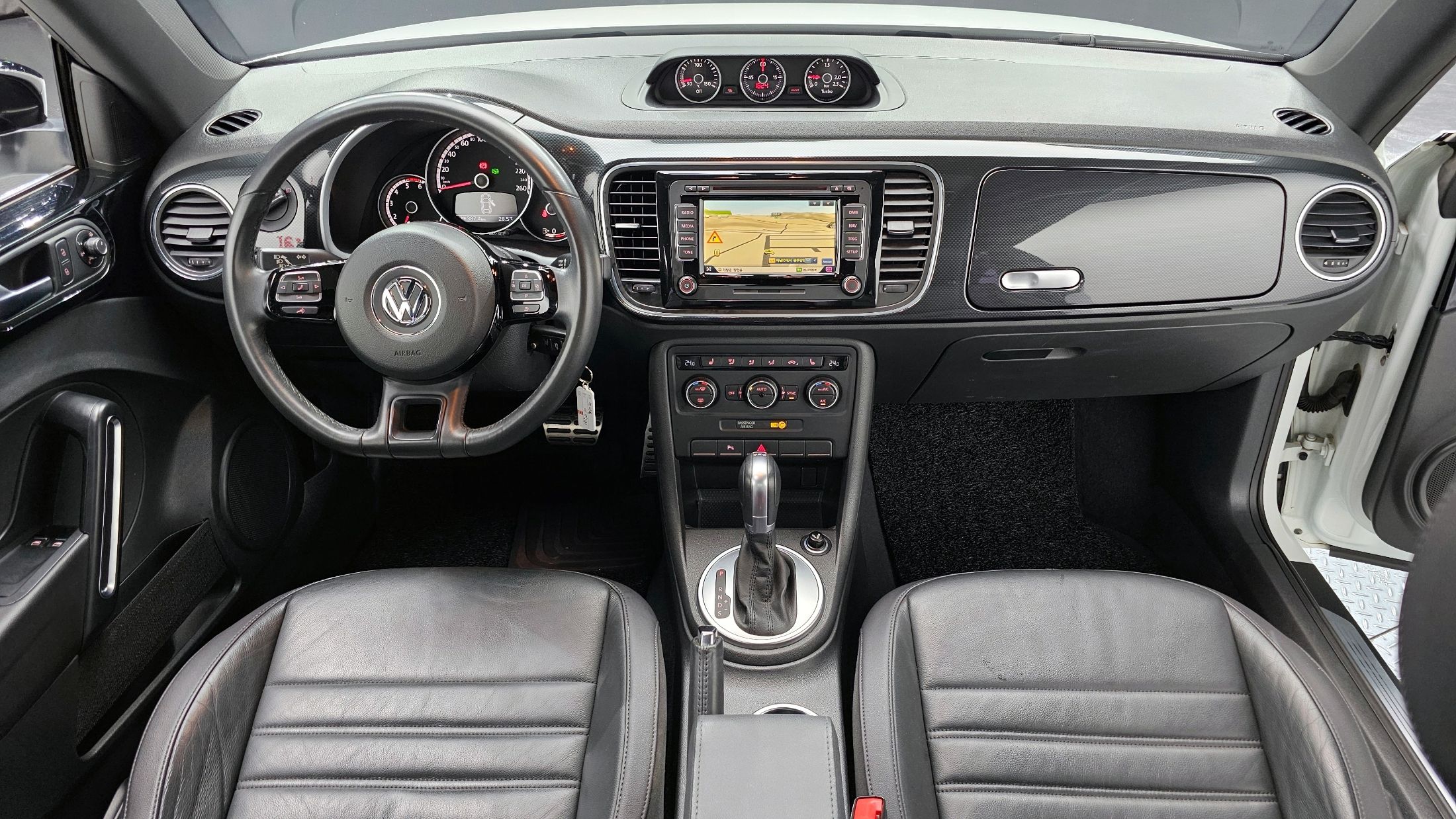 VOLKSWAGEN BEATLE 2015