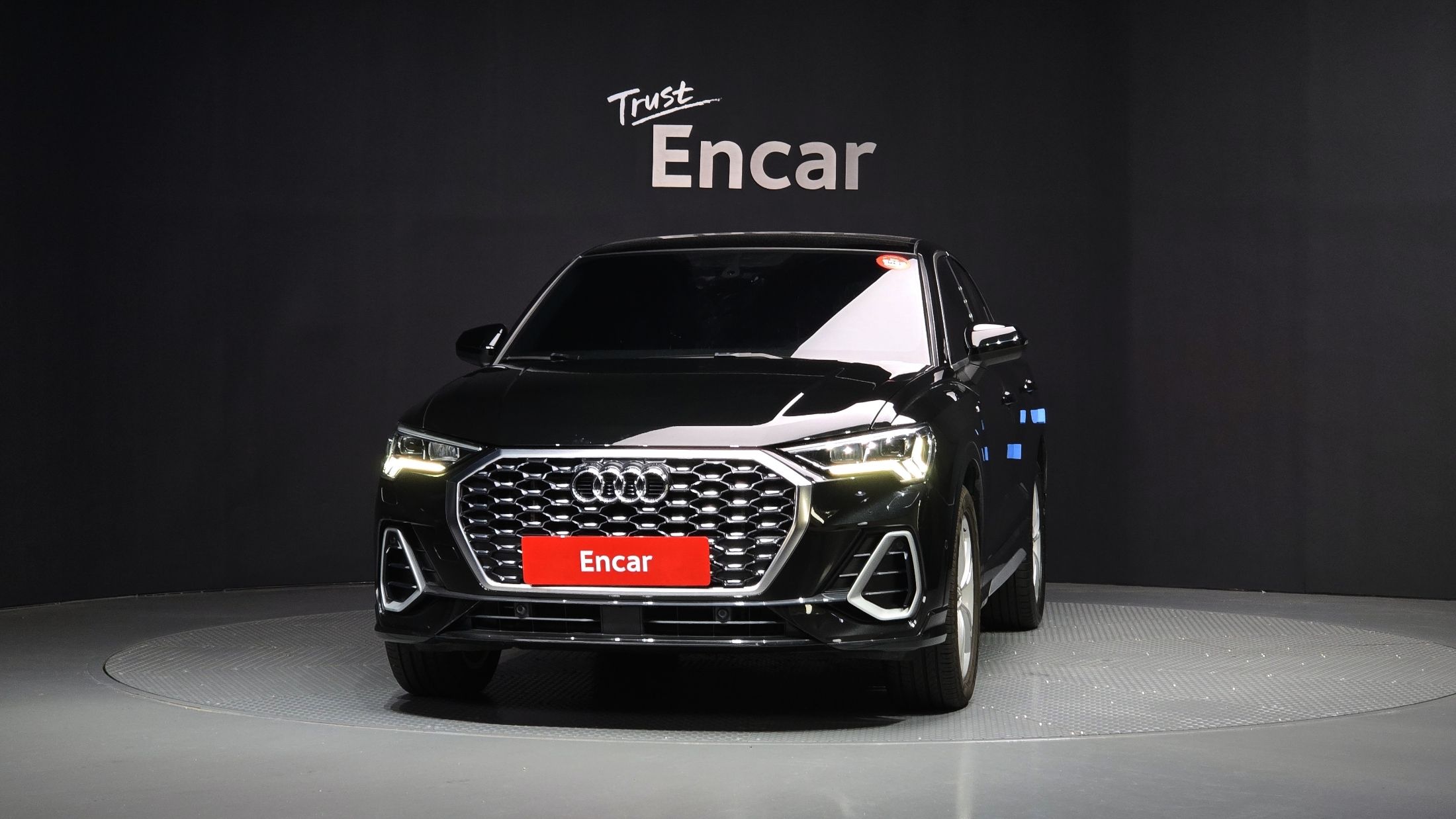 AUDI Q3 F3 2020