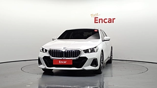 BMW 5-SERIES G60 2024