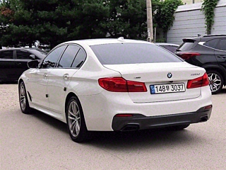 BMW 5-SERIES G30 2017