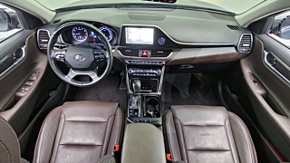 HYUNDAI GRANDEUR IG 2017