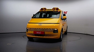 HYUNDAI STARIA 2021