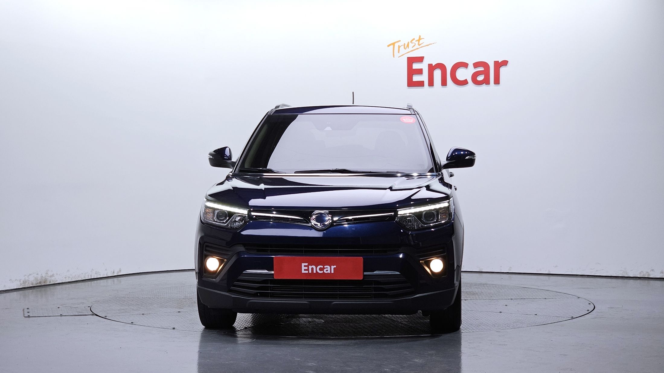 SSANGYONG TIVOLI VERY NEW 2020