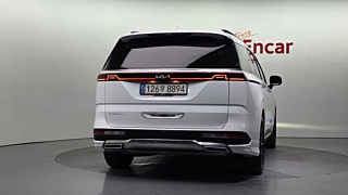 KIA CARNIVAL 2023