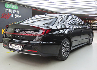 HYUNDAI SONATA HYBRID DN8 2021