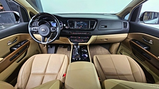 KIA CARNIVAL 2017
