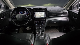 SSANGYONG TIVOLI VERY NEW 2020