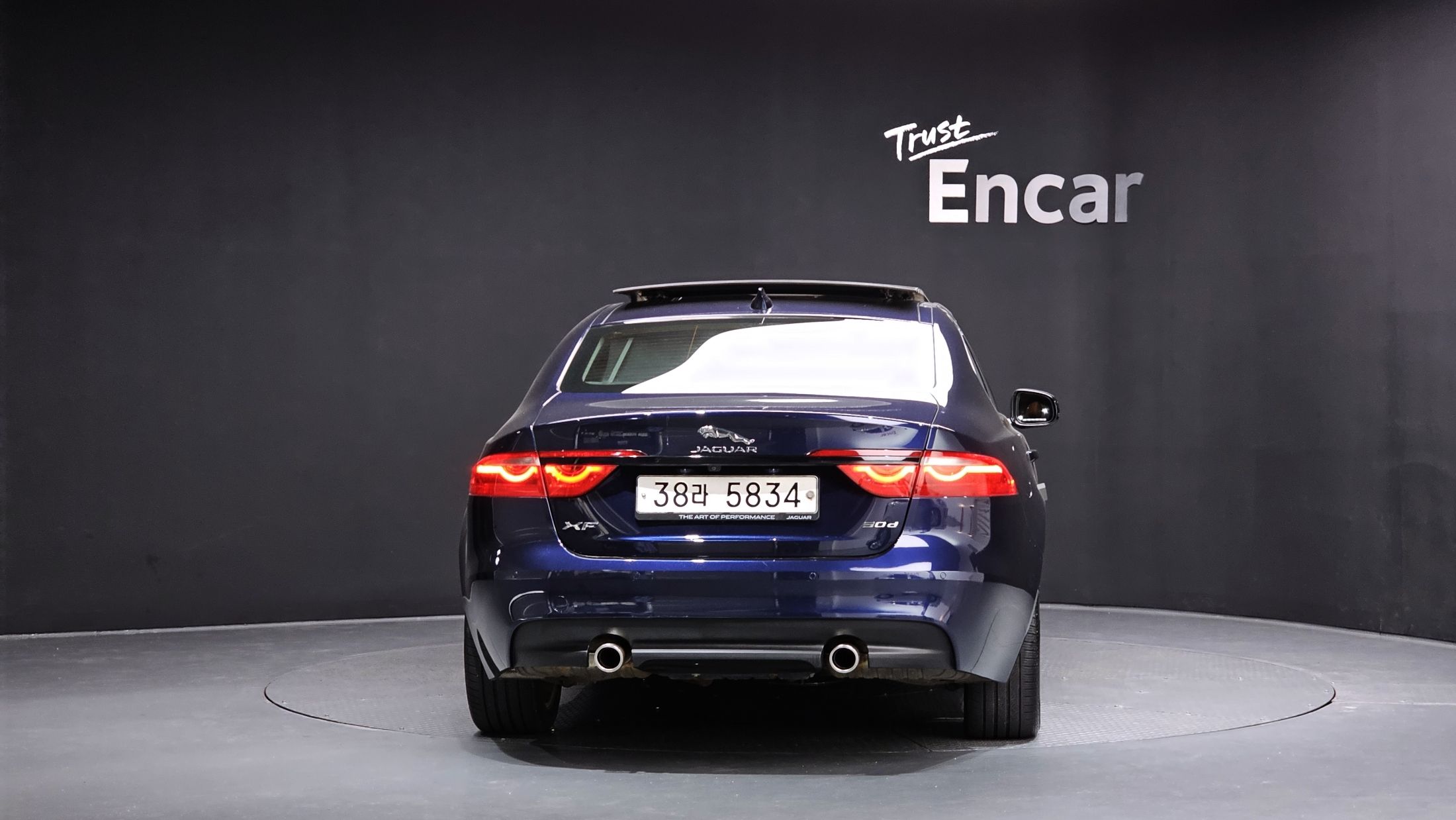 JAGUAR XF X260 2017