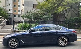 BMW 5-SERIES G30 2020