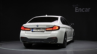 BMW 5-SERIES G30 2021