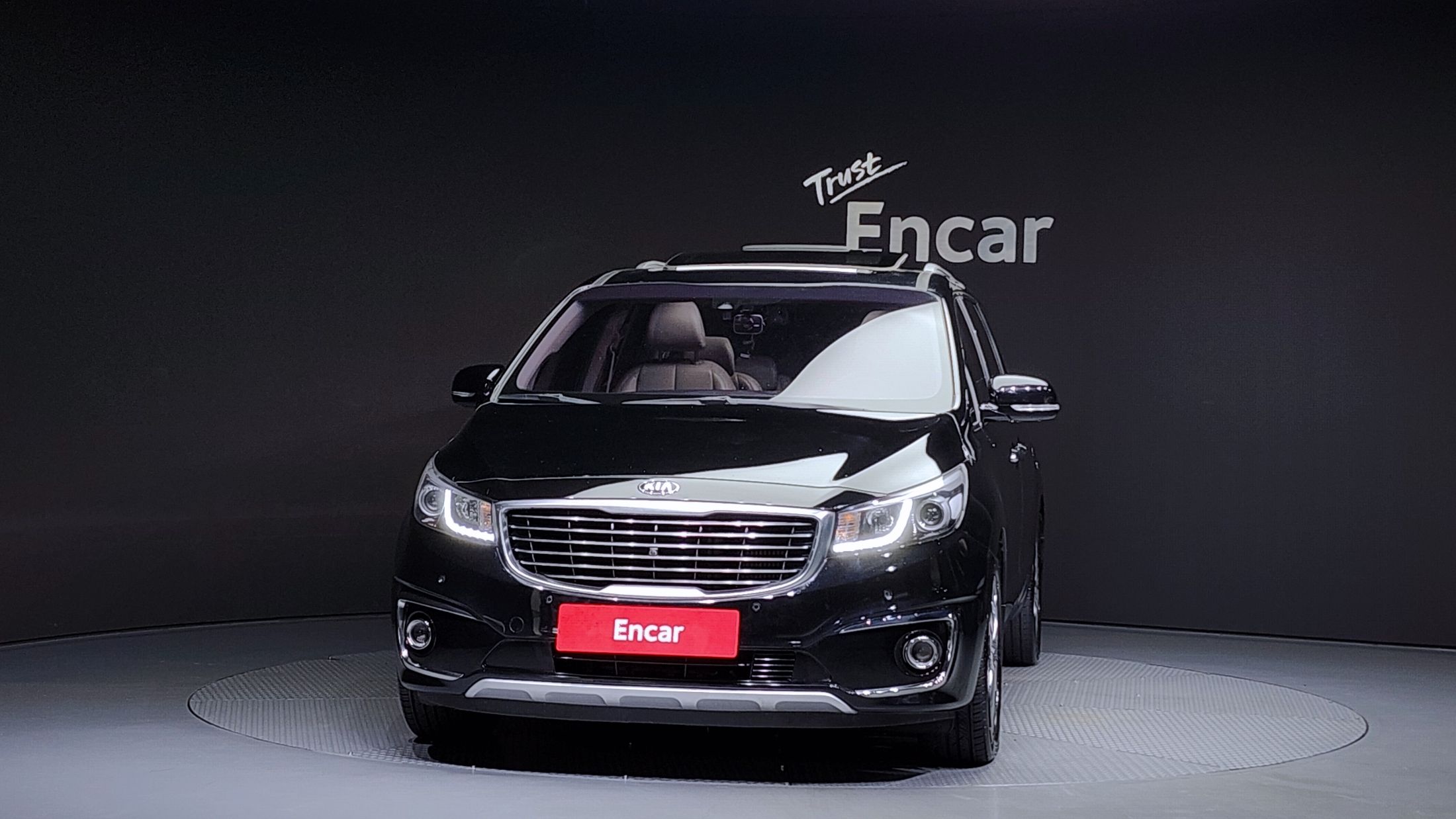 KIA CARNIVAL 2016