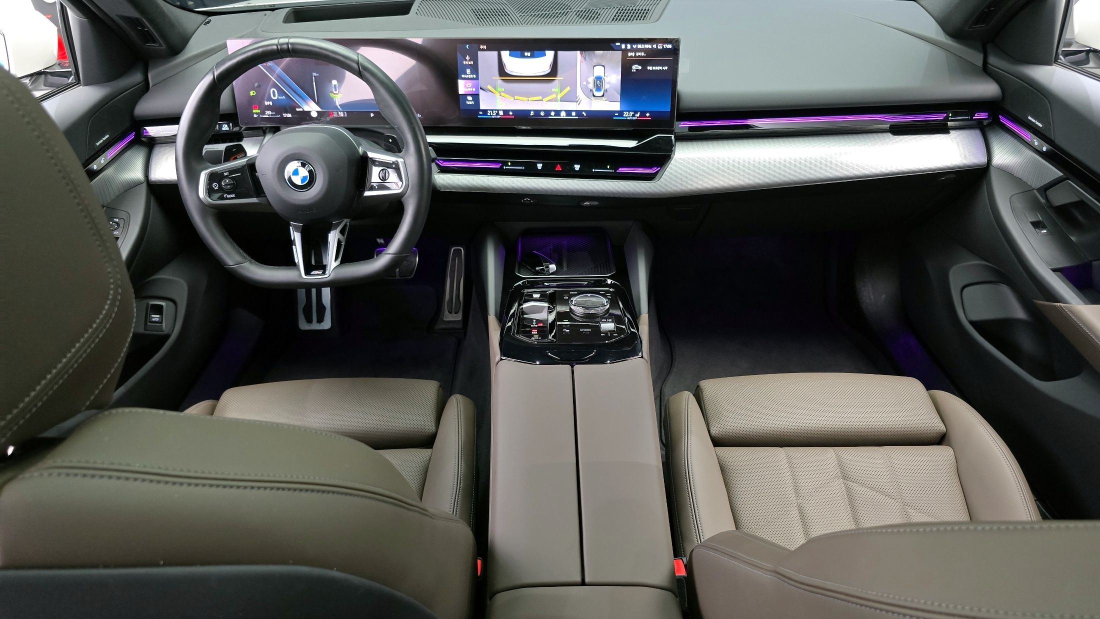 BMW 5-SERIES G60 2023