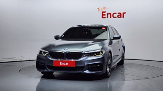 BMW 5-SERIES G30 2017