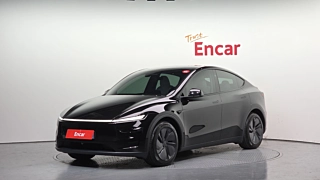 TESLA MODEL Y  RWD 2025