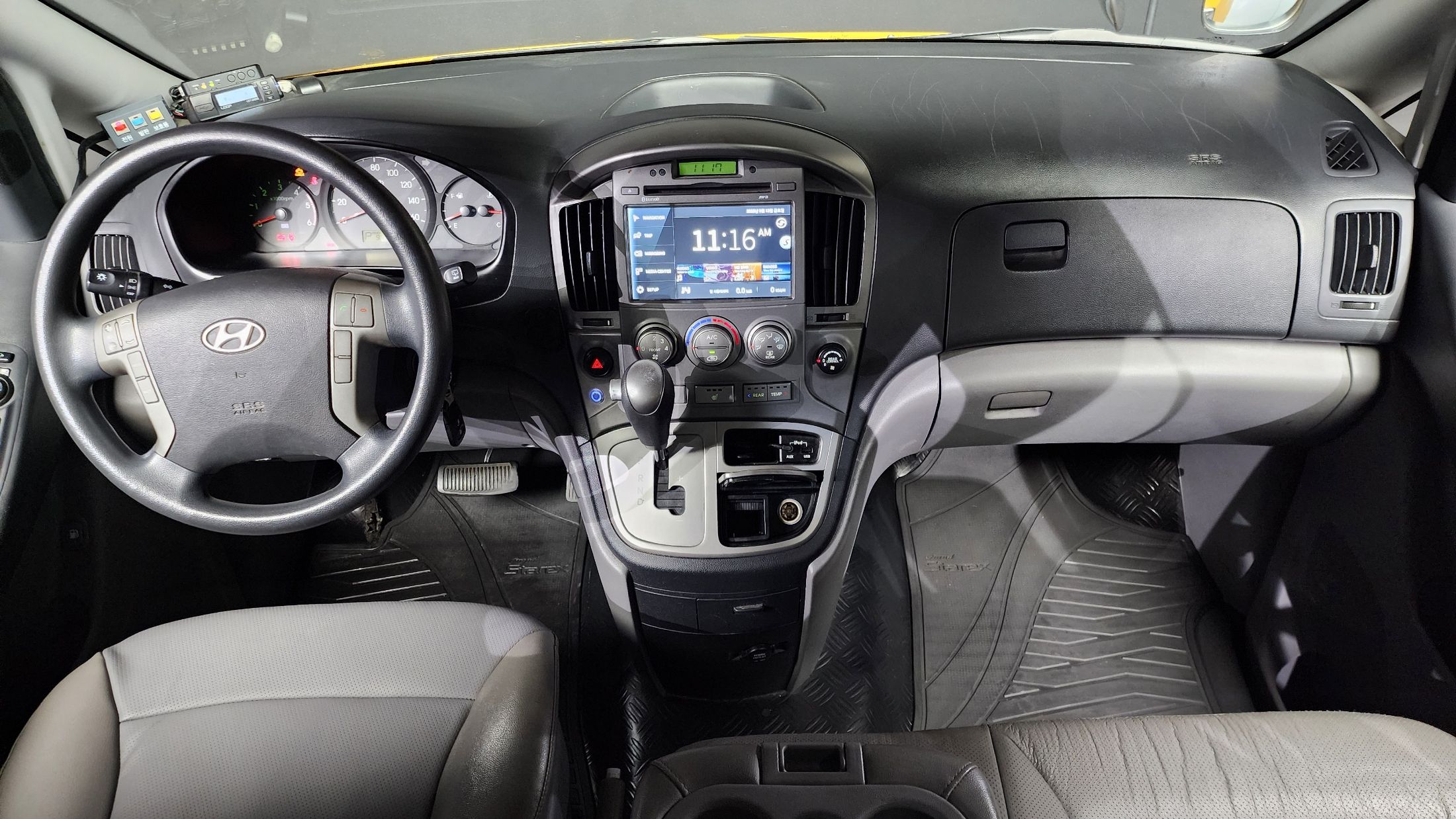 HYUNDAI STAREX GRAND 2015
