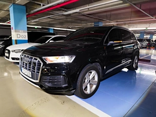 AUDI Q7 4M  2022