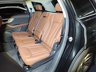 AUDI Q7 4M  45 TDI Quattro 2022