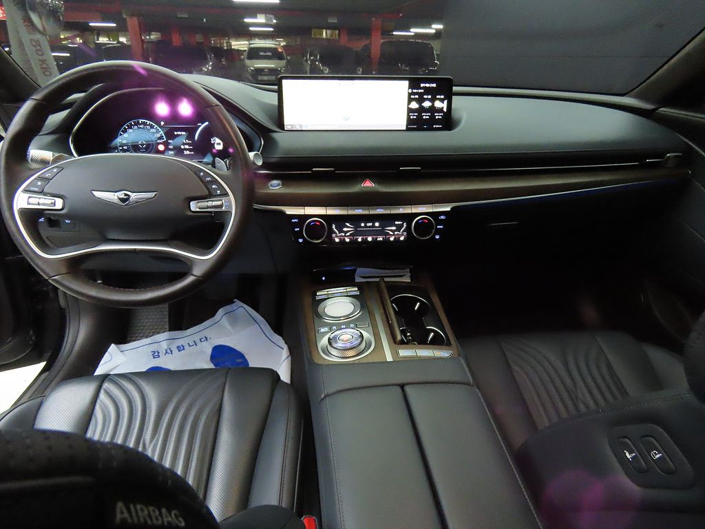 GENESIS G80 RG3 2022