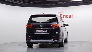 KIA CARNIVAL 2018