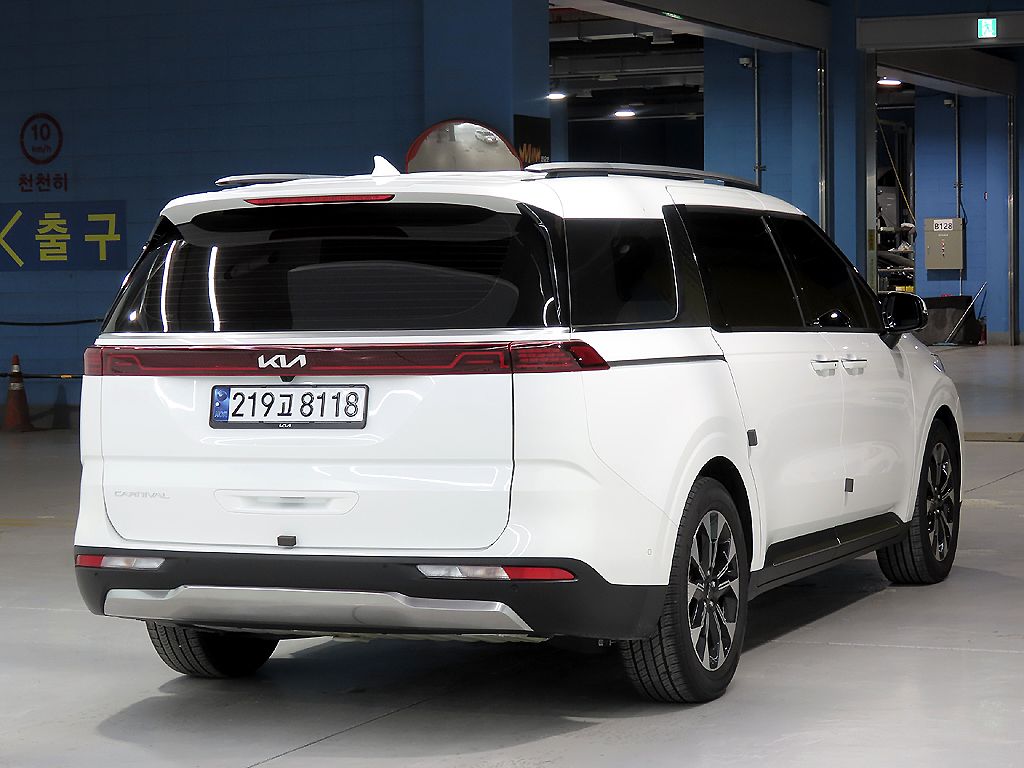KIA CARNIVAL 2021