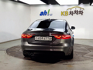 JAGUAR XF X260 2017
