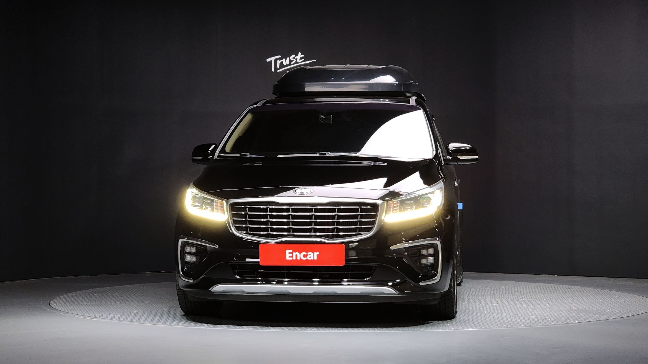 KIA CARNIVAL 2018