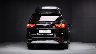 KIA CARNIVAL 2018