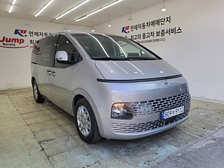 HYUNDAI STARIA 2023
