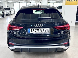 AUDI Q3 F3 2020