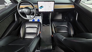 TESLA MODEL 3 2020