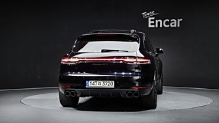 PORSCHE MACAN 2020