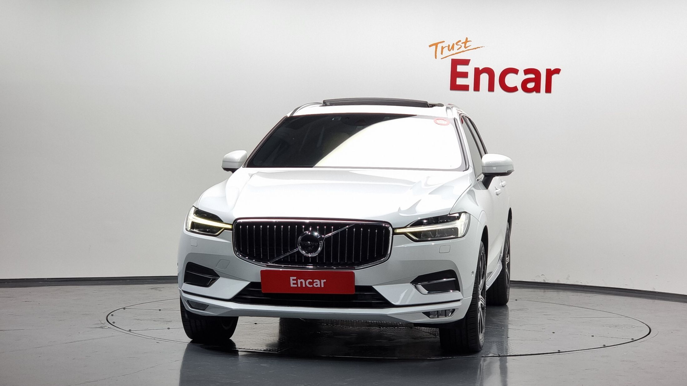 VOLVO XC60 2018
