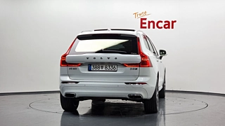 VOLVO XC60 2018