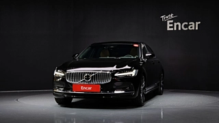 VOLVO S90 2023