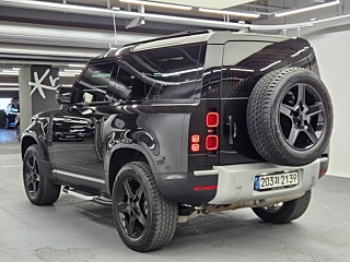 LAND ROVER DEFENDER L663 2021