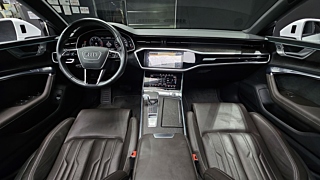 AUDI A7 4K 2020