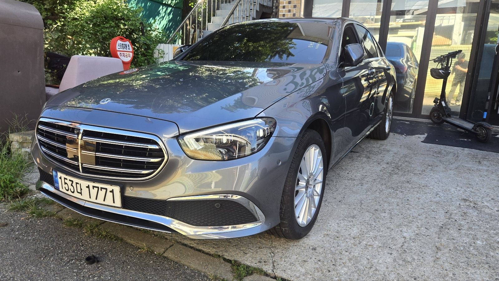 MERCEDES BENZ E-CLASS W213 2021