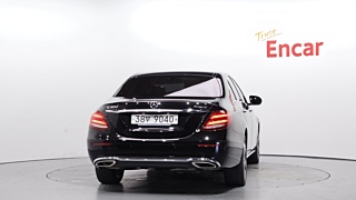 MERCEDES BENZ E-CLASS W213 2018