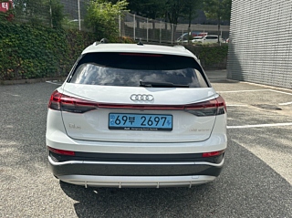 AUDI Q4 E-TRON F4  45 Premium 2024