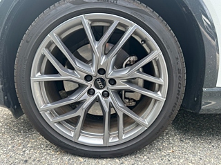 AUDI Q4 E-TRON F4  45 Premium 2024